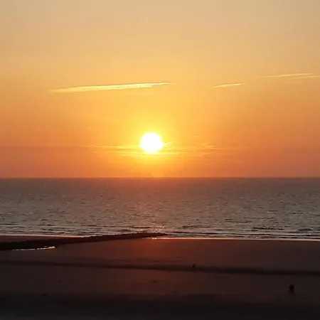 Marjolaine Prachtig Zeezicht - 4de Verdiep -op De Dijk 5pers 아파트